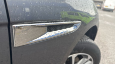 Jaguar F-Pace 2.0d Portfolio 5dr Auto AWD Diesel Estate